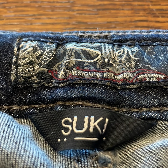 Silver Jeans - Picture 3 of 5